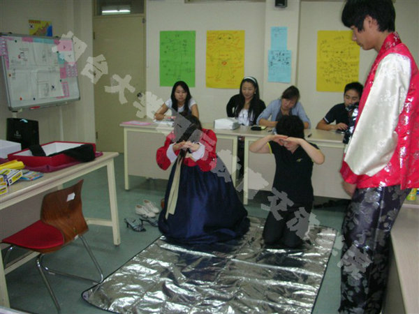 学习韩国传统礼仪
